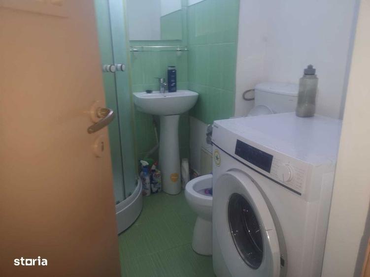Garsonieră decomandată în Gării