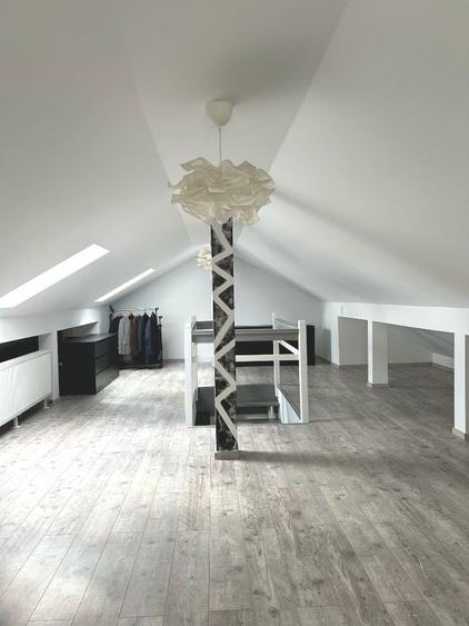 Apartament cu 4 camere decomandat în Arhitecților - Calea Cisnădiei
