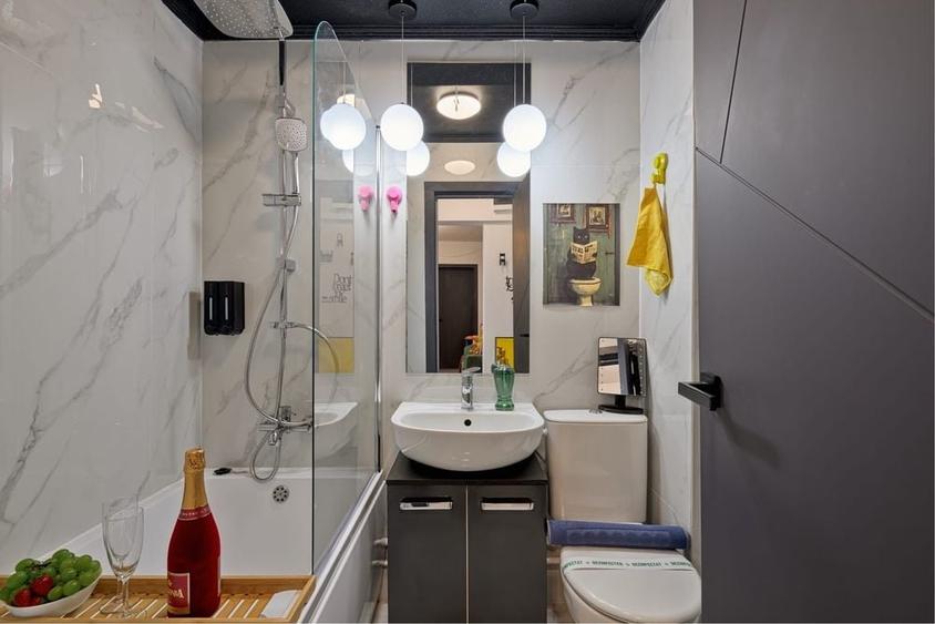 De inchiriat pe termen lung Apartament 3 camere Sector 4 - 7