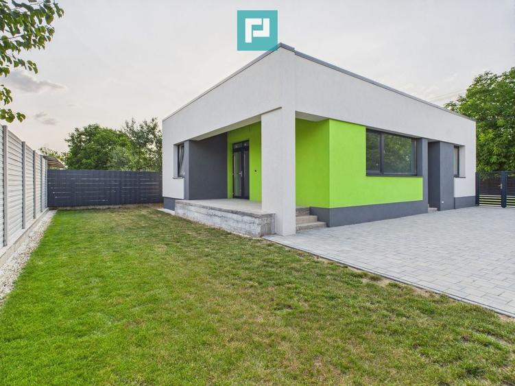 Casă individuală cu 3 camere cu Canalizare în Vladimirescu