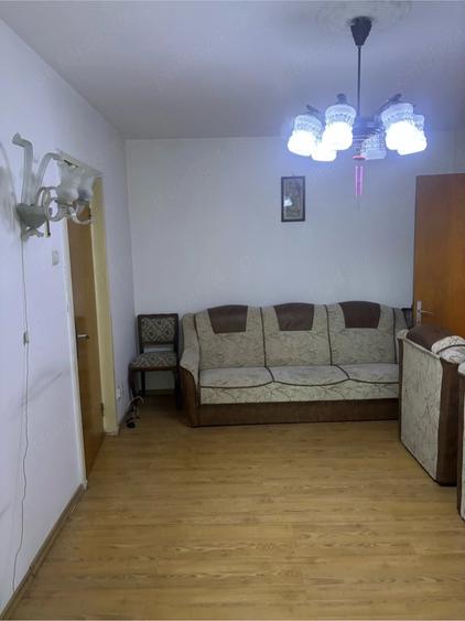 Apartament cu 2 camere semidecomandat în Militari