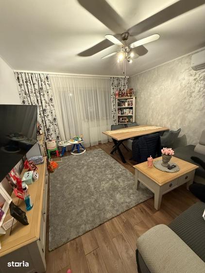 Apartament cu 3 camere decomandat în Rahova