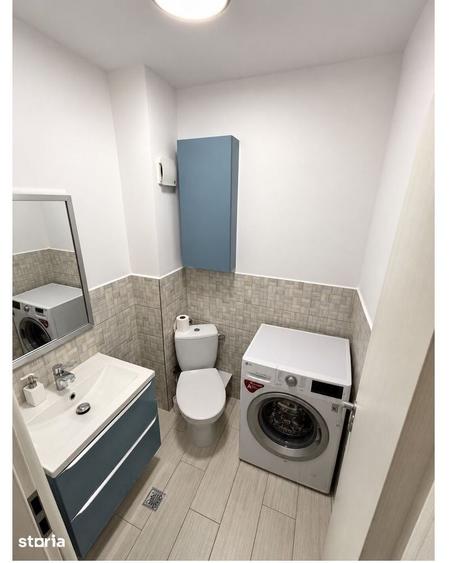 Apartament cu 3 camere, mobilat în Metalurgiei