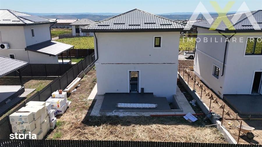 Casă cu 4 camere cu Teren 400 Mp în Rediu