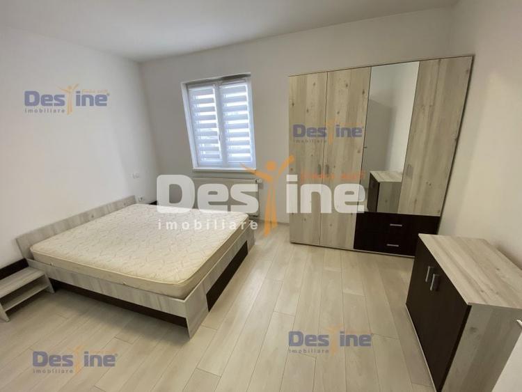 Apartament cu 2 camere decomandat în Tractorul
