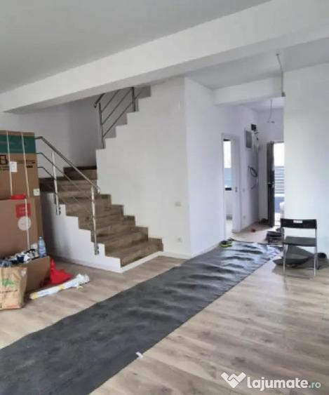 Casă cu 4 camere cu Teren 179 Mp în Chiajna