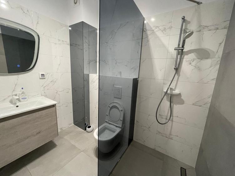 Apartament cu 2 camere decomandat, mobilat în Lacul Morii
