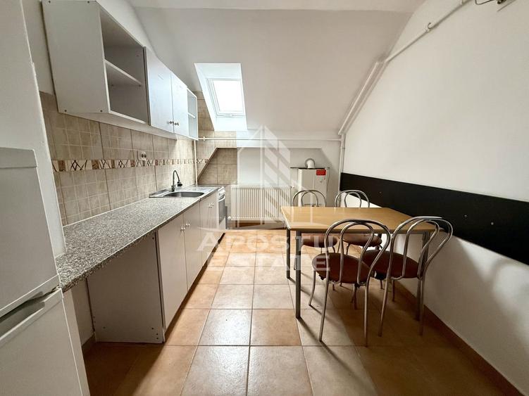 Apartament cu 2 camere, centrala proprie, balcon deschis, zona Sagului - 3