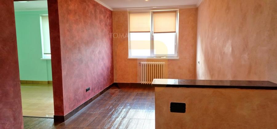 Apartament 4 camere – Mihai Viteazu, Piatra Neamț | Etaj 7/10, vedere panoramică - 1