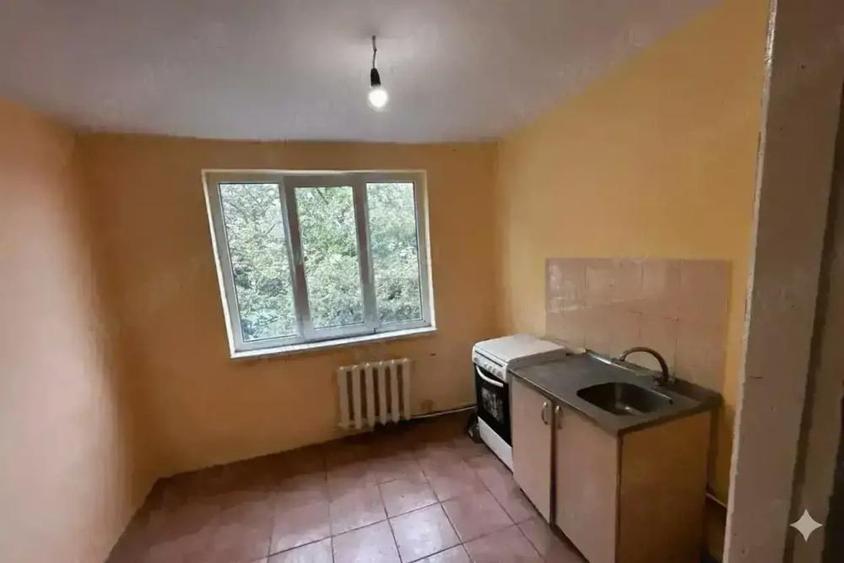 Vind sau inchiriez garsoniera cartier CFR Foc?ani - 6