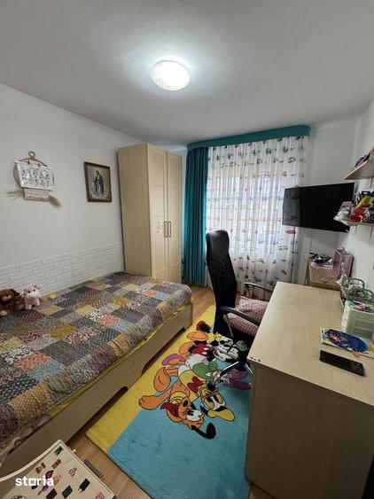 Vand apartament 3 camere decomandat - 9
