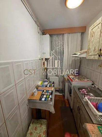 Apartament 2 camere decomandat Etaj 2 Zona Soarelui - 6