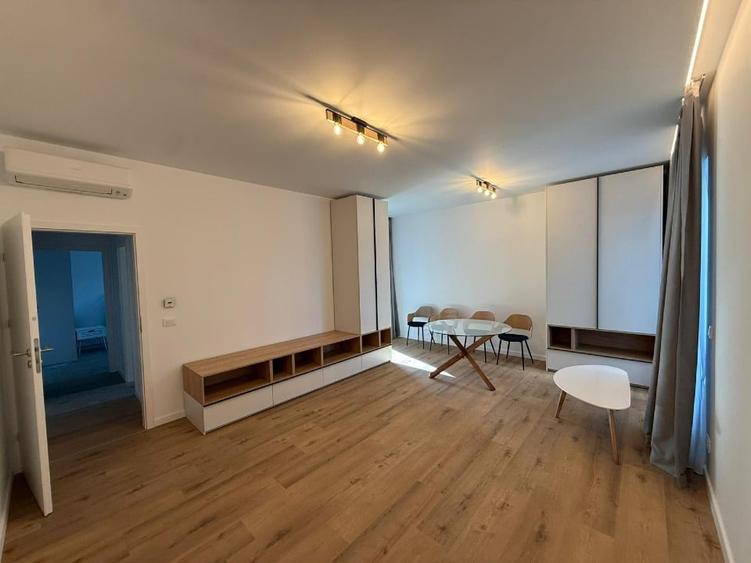 Spatiu birou de inchiriat - 2 camere Decomandat - 8