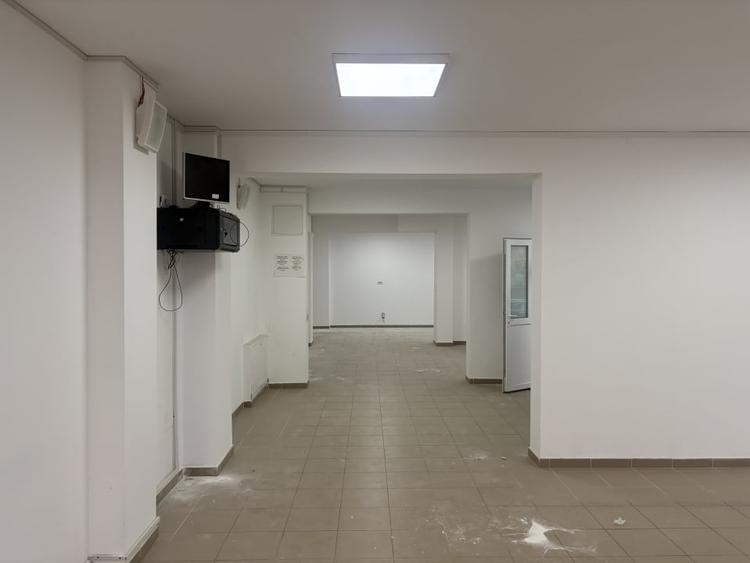 Spatiu comercial 215m Militari Residence Str Rezervelor stradal - 2