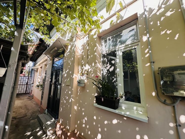 Casa 4 camere, 54 mp, REGIE