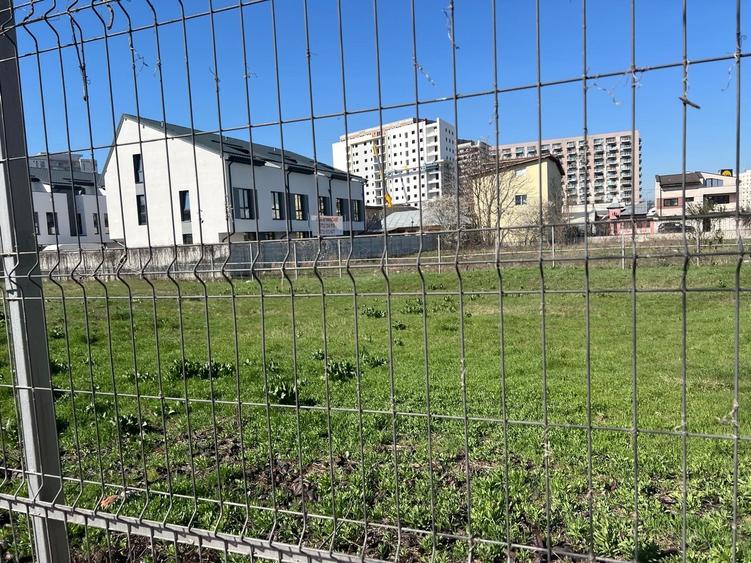 Titan -Auchan - unicat, teren 1750 mp, pe colt, dubla deschidere - 6