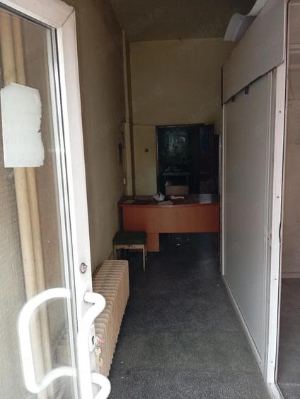 Vindem spatiu comercial Valea Mo?ilor nr 205 Bl 11B sector 2 Bucure?ti - 3