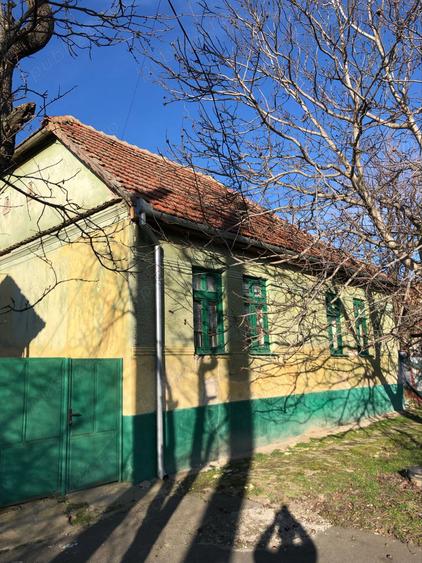 Vand casa in Valcani - 2