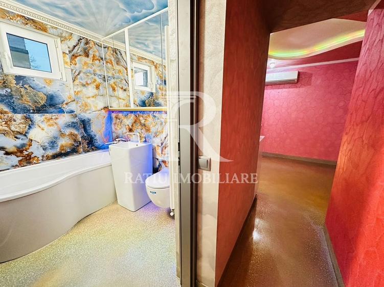 Casă individuală cu 5 camere cu Canalizare în Rogerius