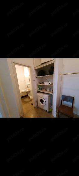 Inchiriez Vand garsoniera dubla Cina. Mobilata, frigider ?i ma?ina de salat noi. Et 9 - 1