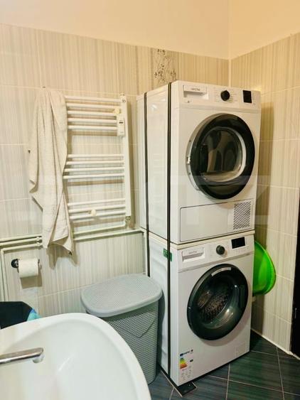 Apartament cu 3 camere decomandat, mobilat în Republicii