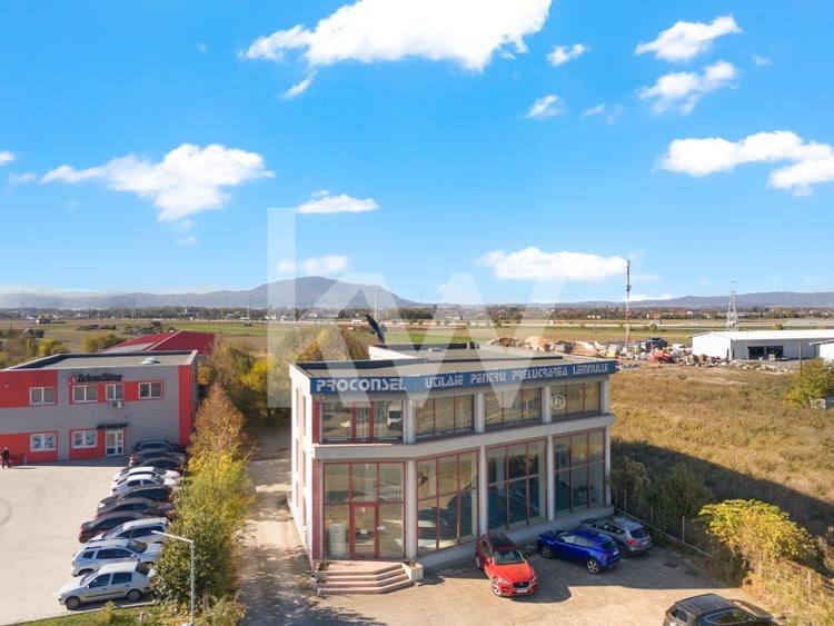 Spatiu comercial - Showroom & Birouri - Calea Feldioarei - DN13 - 6