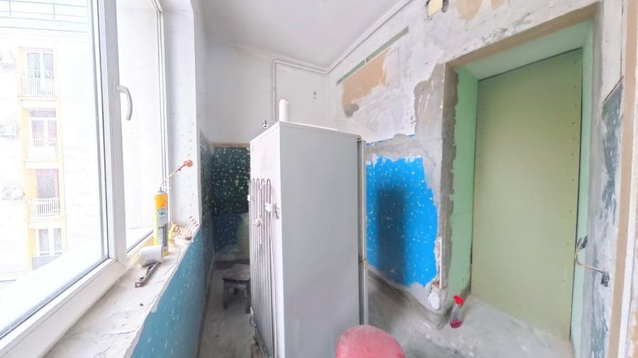 Muncii - Basarabia - Bloc mixt -Garsoniera cu boxa - etj 2 - 5