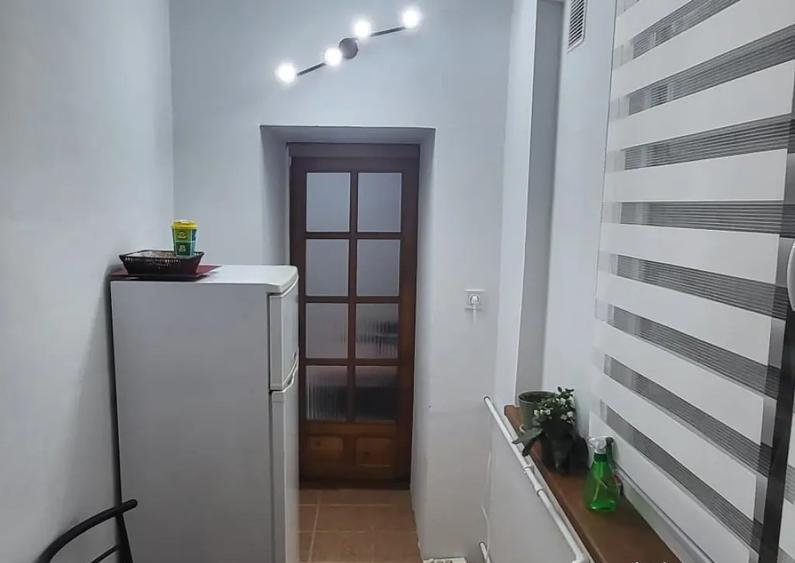 Garsoniera in zona Burdujeni Gara, complet utilat - 19