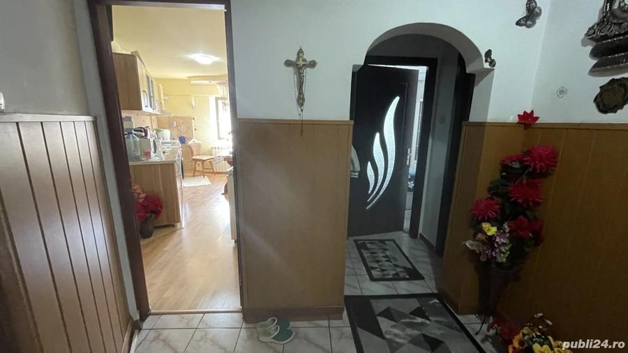 Vand apartament cu doua camere - 16