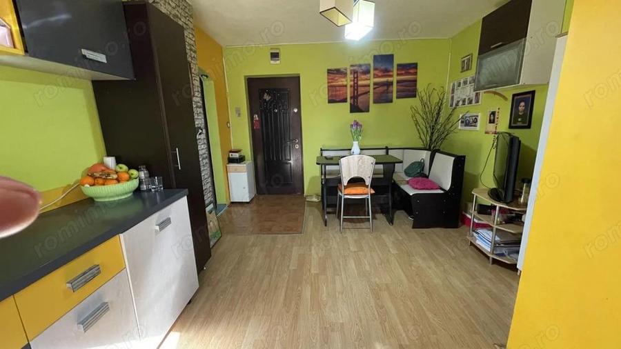 Apartament cu 2 camere parter -zona buna ?i linistita - 19
