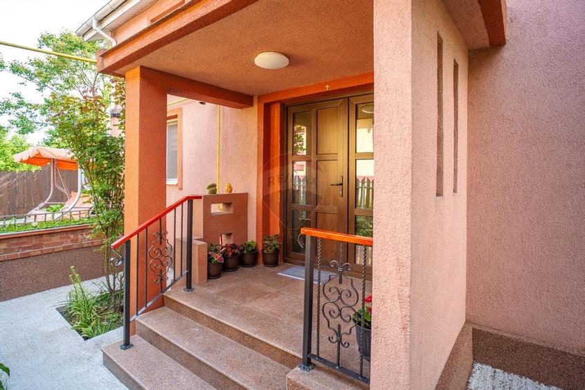 Casa / Vila de Vanzare 200mp Teren 870mp Str. Soarelui - Valea Lupului - 2