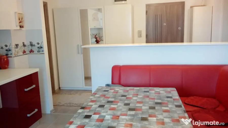 Apartament cu 2 camere decomandat în Calea Dumbrăvii