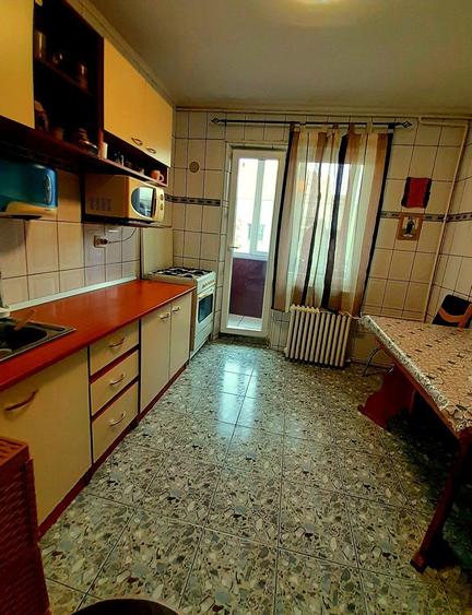 Apartament de vanzare 3 camere spatios 70 mp- Sector 3 - Zona Dristor - 6