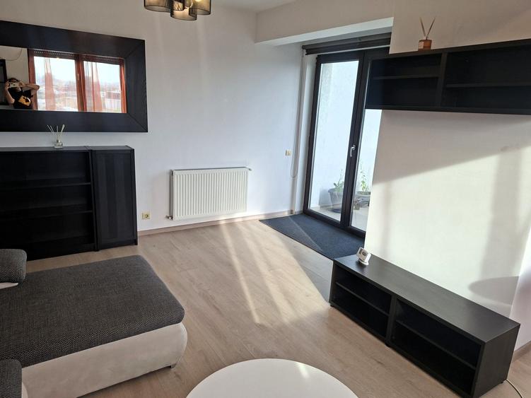 Apartament cu 2 camere decomandat în Calea Călărașilor