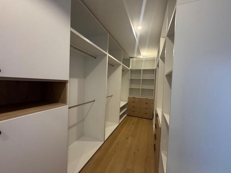 3 camere PREMIUM| 135 MP + 22 MP terasa - 7