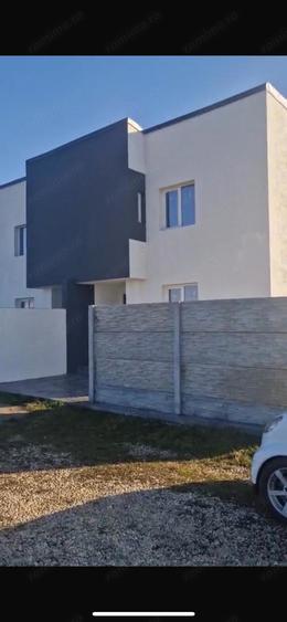 Casa de vanzare Domne?ti 4 camere 141mp - 3