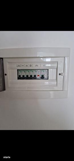 Un bloc mic cu finisaje de bloc mare. ?i cu lift. - 13