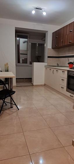 Proprietar inchiriez apartament cu doua camere mobilat modern - 3