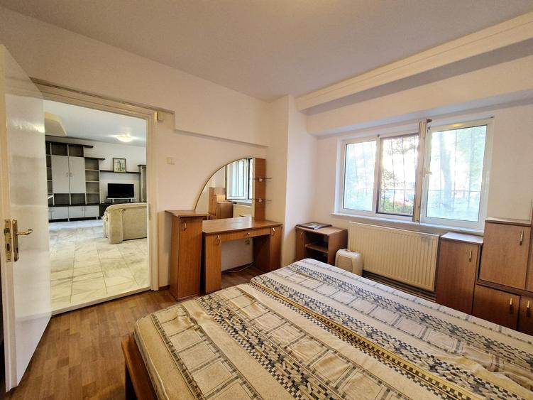 Constanta - Central - Str Traian - apartament 2 camere decomandat - 8