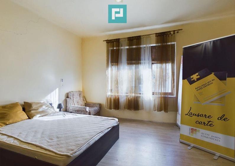 Casa cu teren in Parneava - 13