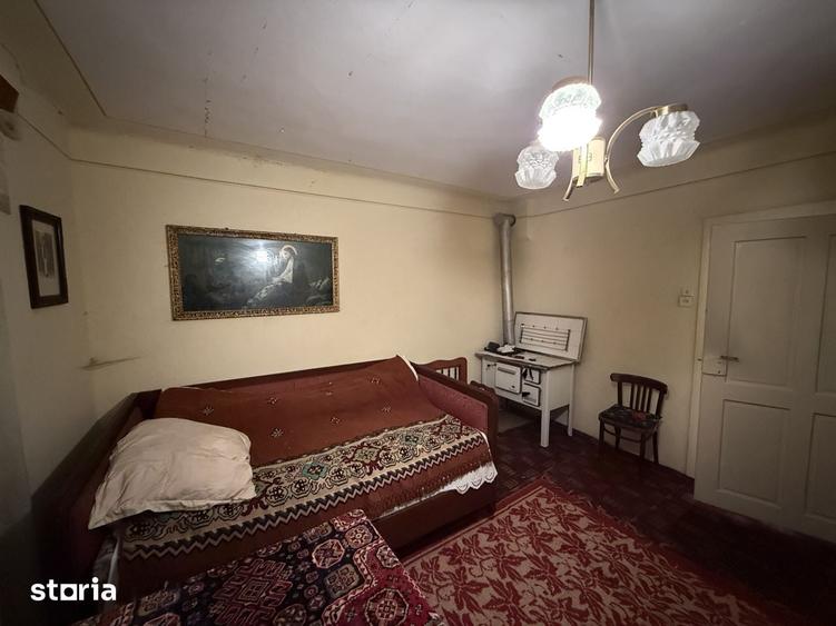 Casa cu curte ?i anexe in Poiana Sibiului - 8