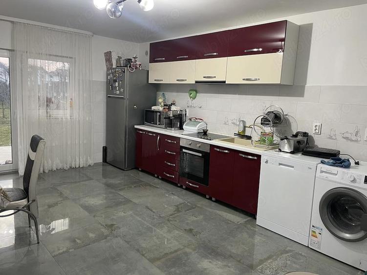 Casa individuala de vanzare, Cartierul primaverii, Moara - 2