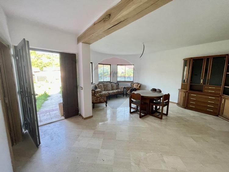 Casa / Vila in Sat Nou / Panciu - 4