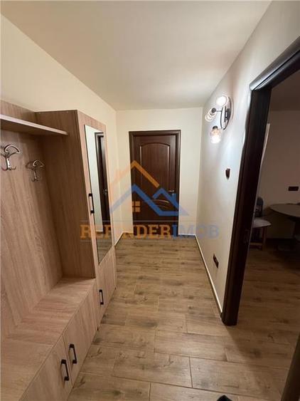 Vanzare apartament 3 camere zona Virtuti - Orsova, bloc 1989 reabilitat termic, - 11