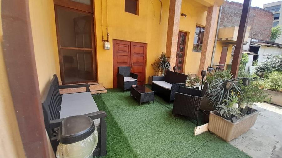 Apartament la casa cu 2 camere, suprafata utila 64 mp, zona centrala - 9