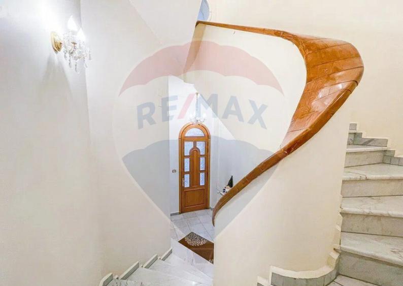 Spatiu deosebit | Destinatie mixta | Locuri parcare | 13 ... - 13