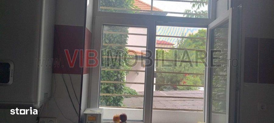 Apartament cu 6 camere în Central