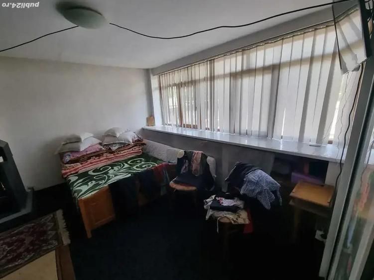 A 33 Proprietarul vinde casa energiei gara construita acum 3 an din caramida , - 3