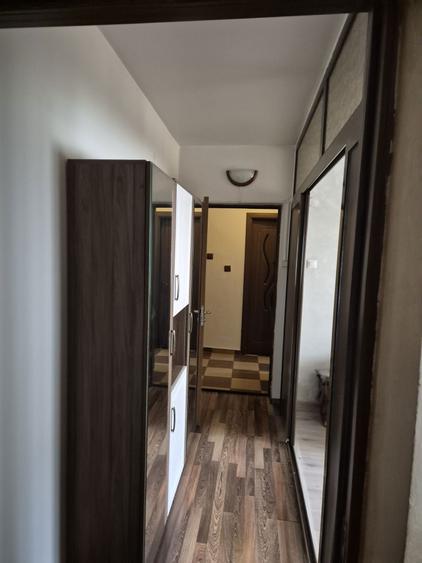 Inchiriez apartament doua camere - 6