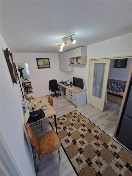 Ocazie! Apartament 2 camere etaj 2 zona Sagului - 9